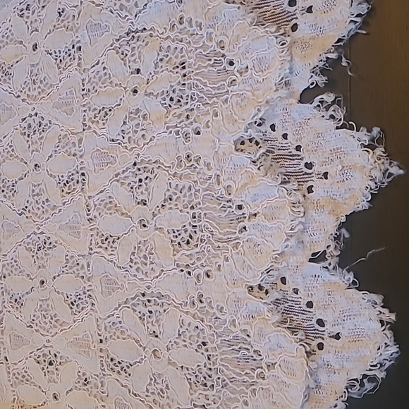 Forever 21 White Lace Top - Picture 2 of 7